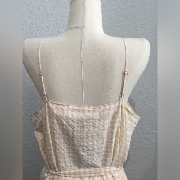 Paige - Picture 4 of 6